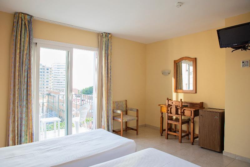 Hotel Eliseos Malaga Exterior photo