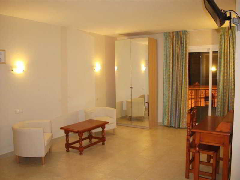 Hotel Eliseos Malaga Exterior photo